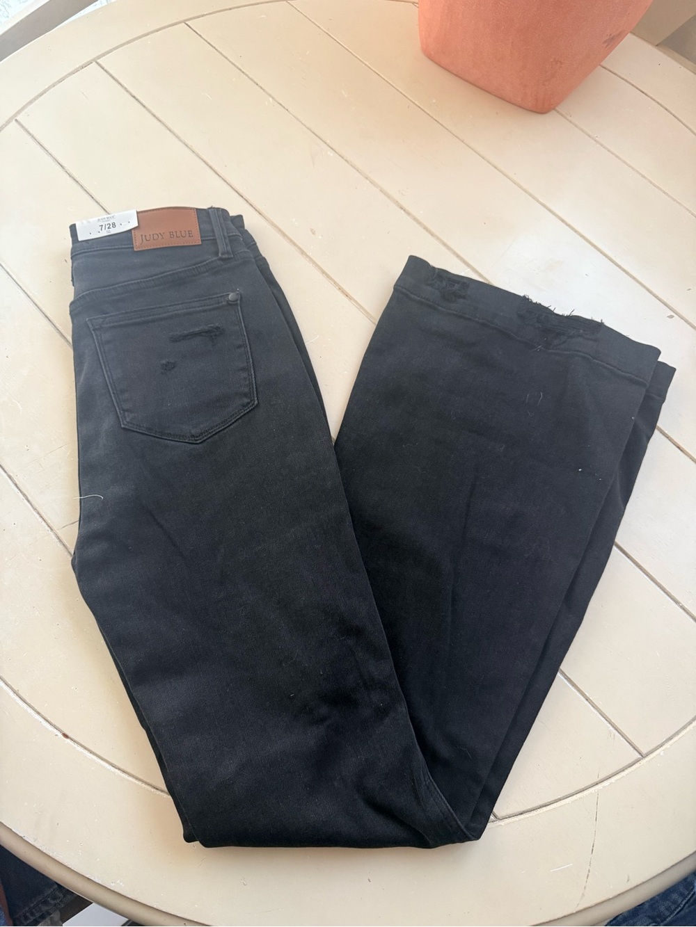 Judy Blue womans Black Slim Jeans